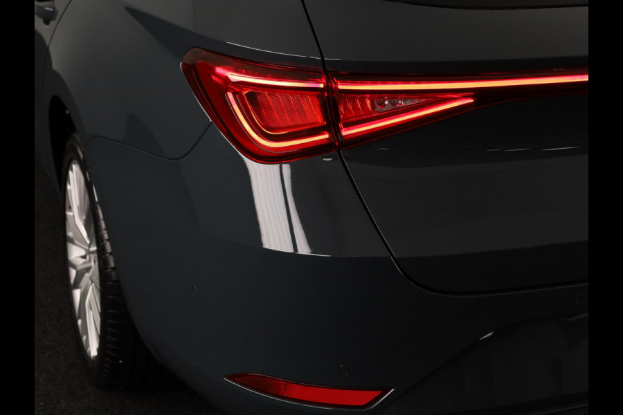 Seat Leon Sportstourer 1.5 TSI e-Hybrid Style Business Intense | Carplay (draadloos) | Navigatie | Adaptieve Cruise | Sensoren V+A + Achteruitrijcamera | Grootlicht Assistent