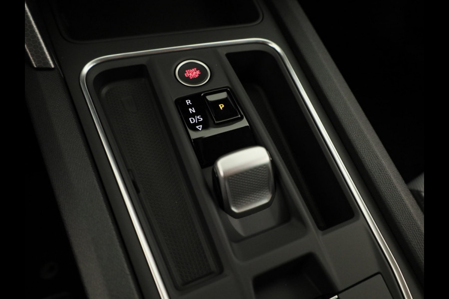 Seat Leon Sportstourer 1.5 TSI e-Hybrid Style Business Intense | Carplay (draadloos) | Navigatie | Adaptieve Cruise | Sensoren V+A + Achteruitrijcamera | Grootlicht Assistent