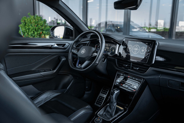 Volkswagen T-Roc 2.0 TSI 4Motion R - Panorama | Memory | IQ Light | ACC | Stuurverwarming