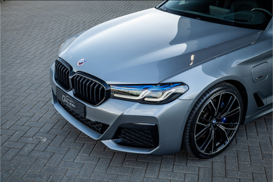BMW 5 Serie Touring 530e Business Edition Plus - M Sport | Panorama | H&K | Laser | Keyless
