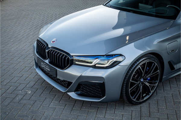 BMW 5 Serie Touring 530e Business Edition Plus - M Sport | Panorama | H&K | Laser | Keyless