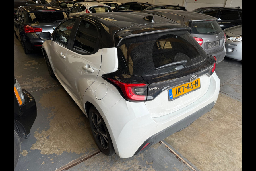 Toyota Yaris 1.5 Hybrid 115 First Edition ECC/PDC V&A/CAMERA