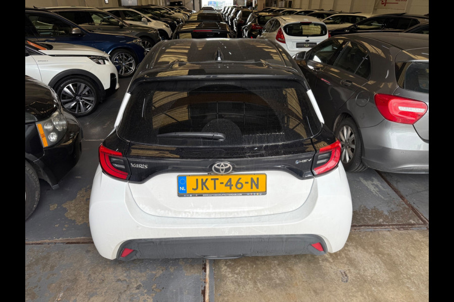 Toyota Yaris 1.5 Hybrid 115 First Edition ECC/PDC V&A/CAMERA