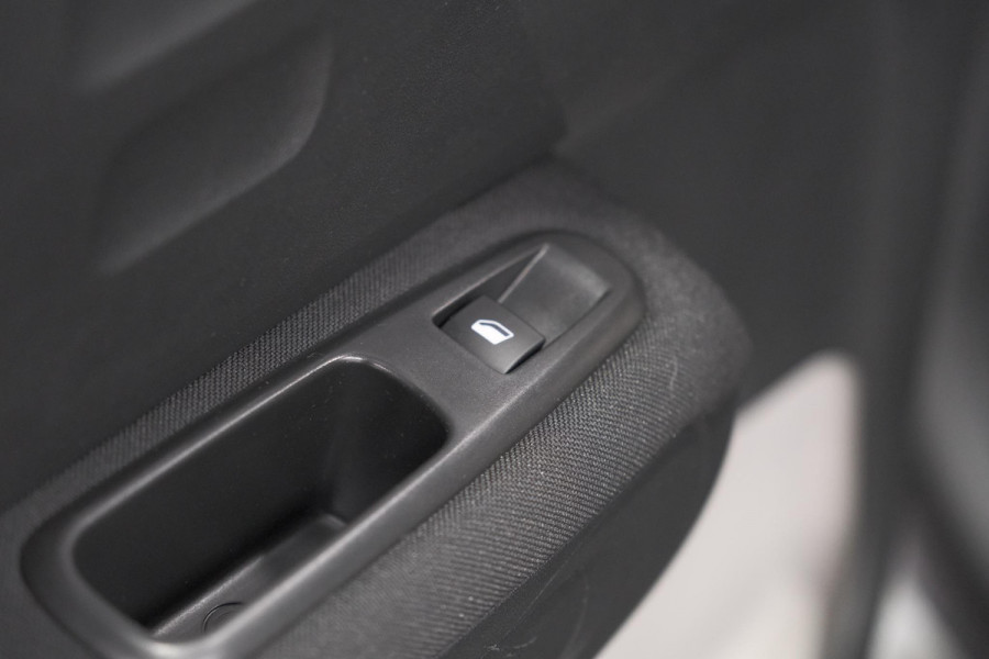 Citroën C3 PureTech 110 Shine | Camera | Navigatie | Apple CarPlay