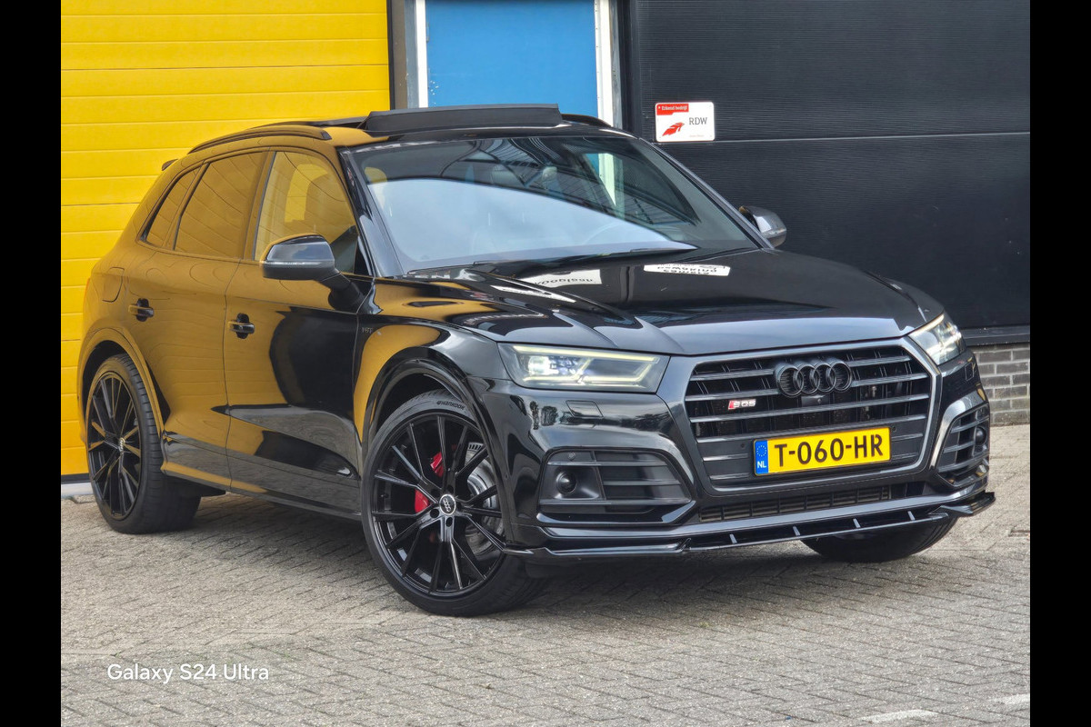 Audi Q5 3.0 TFSI SQ5 Quattro / BTW / Massage / Head Up / Carbon / Leder / Memory / Open Pano / Acc / Dode Hoek / 22 Inch / Matrix