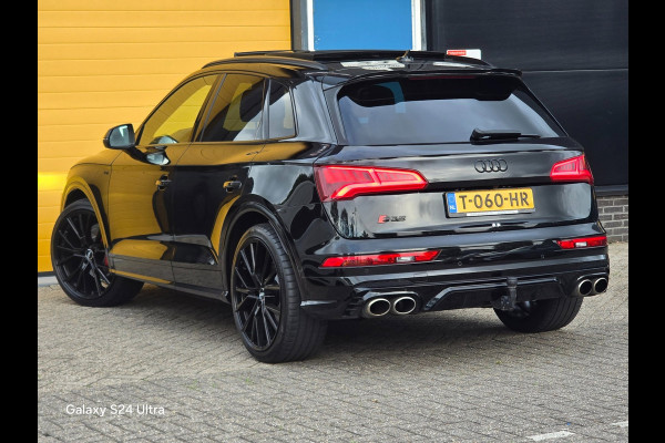 Audi Q5 3.0 TFSI SQ5 Quattro / BTW / Massage / Head Up / Carbon / Leder / Memory / Open Pano / Acc / Dode Hoek / 22 Inch / Matrix