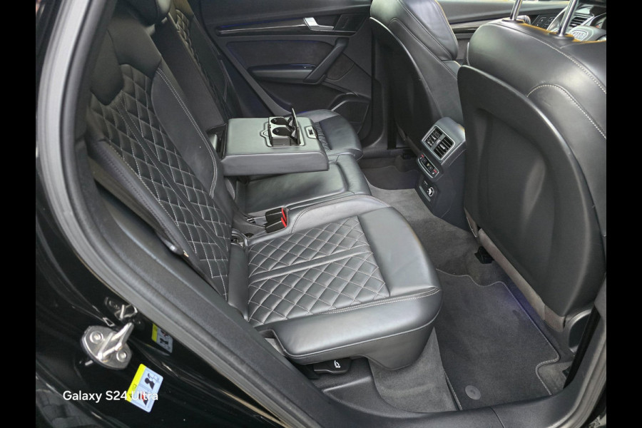 Audi Q5 3.0 TFSI SQ5 Quattro / BTW / Massage / Head Up / Carbon / Leder / Memory / Open Pano / Acc / Dode Hoek / 22 Inch / Matrix