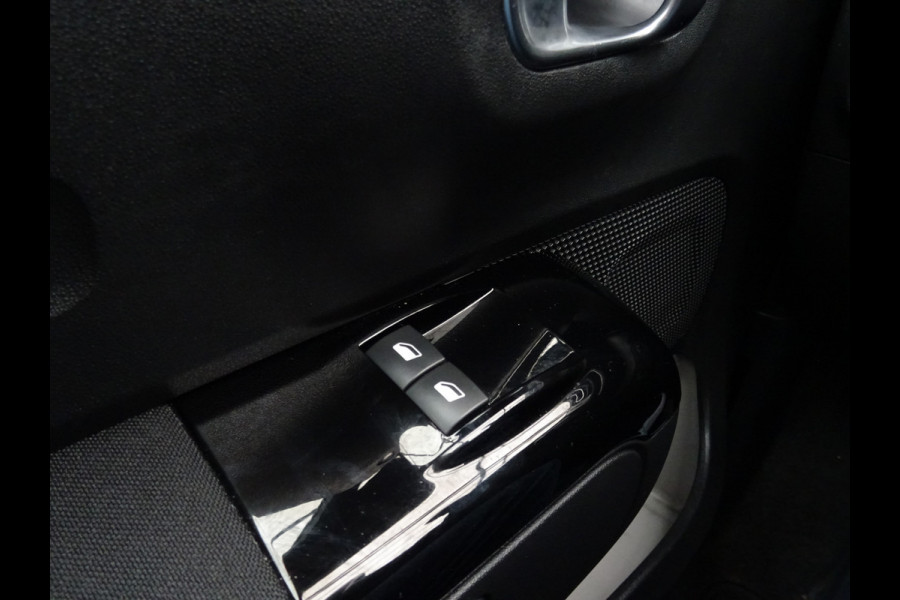 Citroën C3 1.2 PureTech C-Series * CARPLAY * CAMERA * DEALER ONDERH. !!
