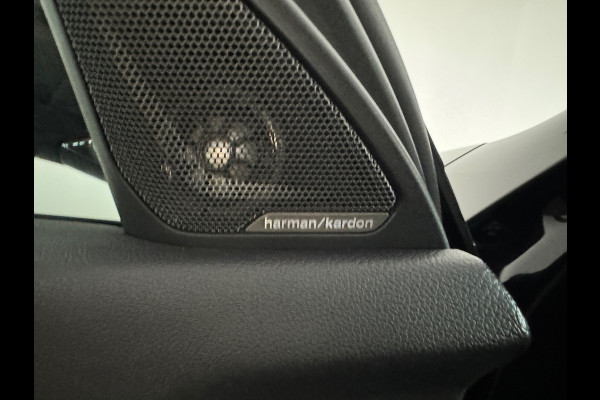 BMW 1-serie M135i xDrive High Executive Pano|Leer|HuD|HK|BTW