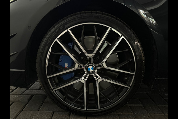 BMW 1-serie M135i xDrive High Executive Pano|Leer|HuD|HK|BTW