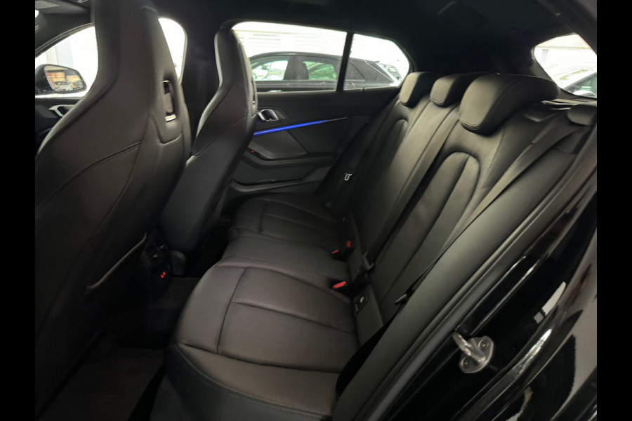 BMW 1-serie M135i xDrive High Executive Pano|Leer|HuD|HK|BTW