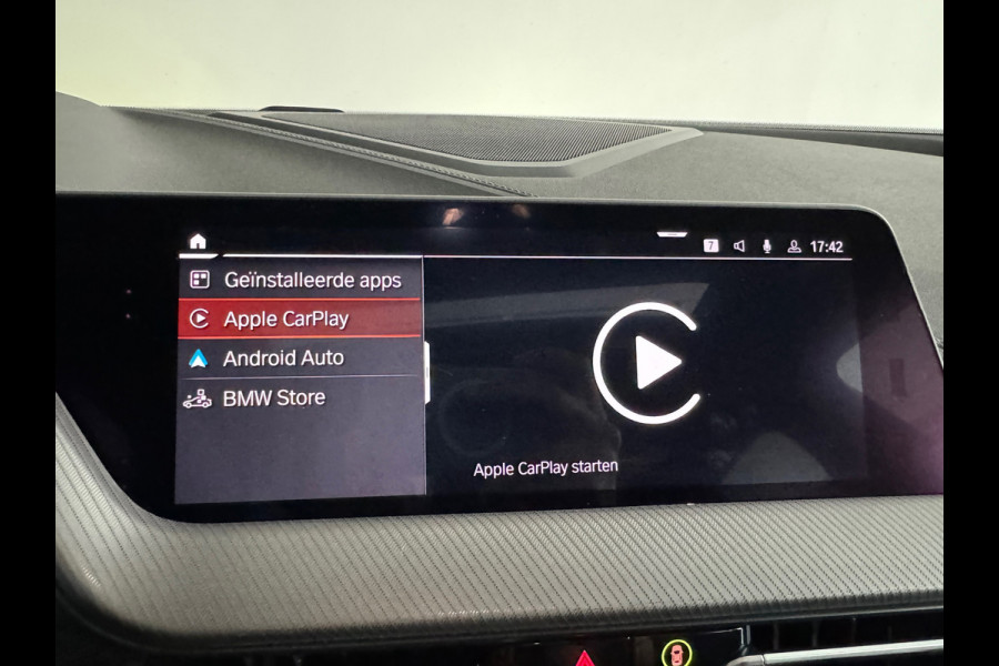 BMW 1-serie M135i xDrive High Executive Pano|Leer|HuD|HK|BTW