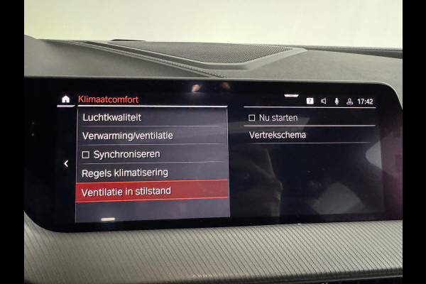 BMW 1-serie M135i xDrive High Executive Pano|Leer|HuD|HK|BTW