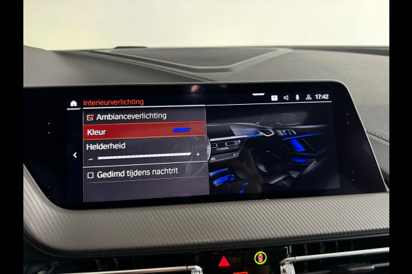 BMW 1-serie M135i xDrive High Executive Pano|Leer|HuD|HK|BTW