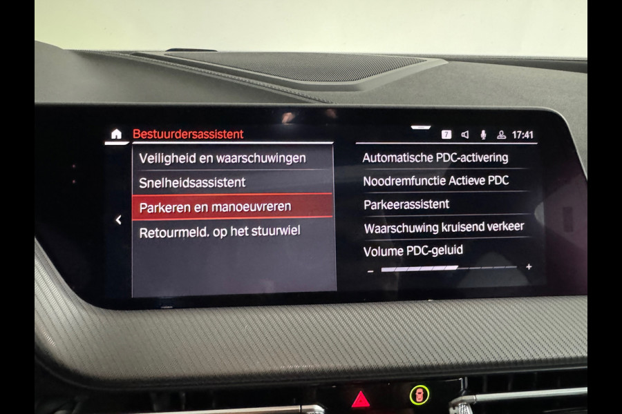 BMW 1-serie M135i xDrive High Executive Pano|Leer|HuD|HK|BTW