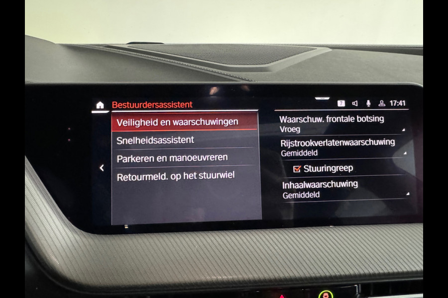 BMW 1-serie M135i xDrive High Executive Pano|Leer|HuD|HK|BTW