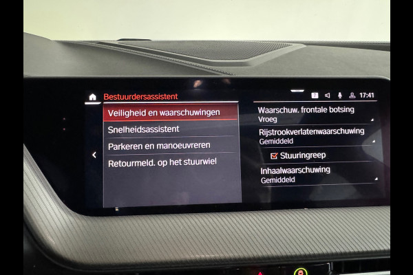 BMW 1-serie M135i xDrive High Executive Pano|Leer|HuD|HK|BTW