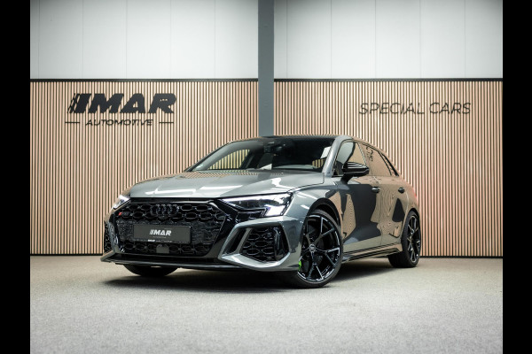 Audi RS3 Sportback 2.5 TFSI S tronic quattro Sportback Hulk uitvoering|carbonpack|Ceramische remmen|