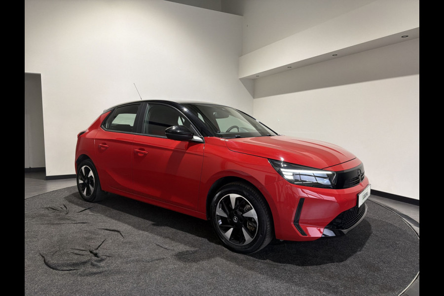 Opel Corsa Electric Yes 50 kWh | Carplay | Warmtepomp | 11 kW 3-fase | LMV 16'' | Bi-Color Dak | Soh (batterijcheck) Waarde 99,3 %
