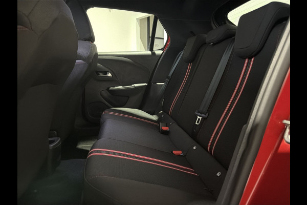 Opel Corsa Electric Yes 50 kWh | Carplay | Warmtepomp | 11 kW 3-fase | LMV 16'' | Bi-Color Dak | Soh (batterijcheck) Waarde 99,3 %