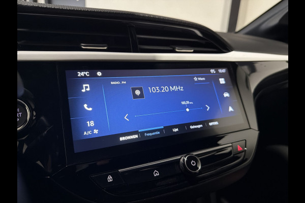 Opel Corsa Electric Yes 50 kWh | Carplay | Warmtepomp | 11 kW 3-fase | LMV 16'' | Bi-Color Dak | Soh (batterijcheck) Waarde 99,3 %