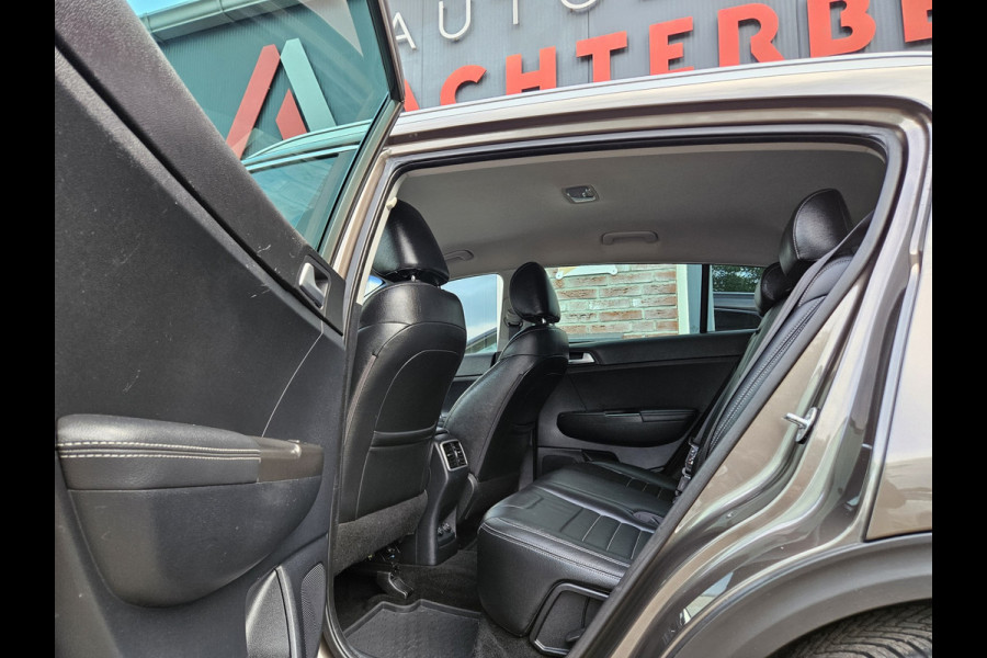 Kia Sportage 1.6 GDI Style Edition Trekhaak! Leer! Camera! NAP! Mooie/Nette Auto! Navigatie!