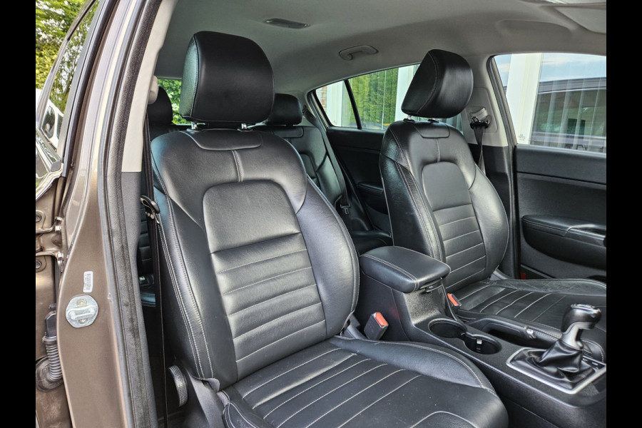 Kia Sportage 1.6 GDI Style Edition Trekhaak! Leer! Camera! NAP! Mooie/Nette Auto! Navigatie!