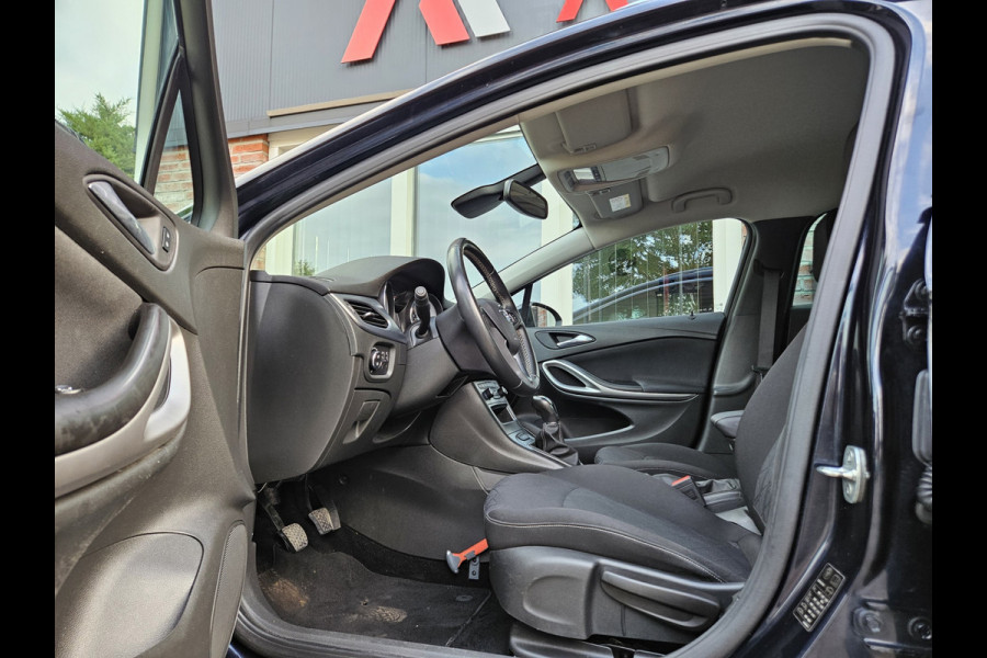 Opel Astra Sports Tourer 1.0 Turbo 120 Jaar Edition Trekhaak! Navigatie! PDC! Dealer Onderhouden! NAP! Nette Auto!