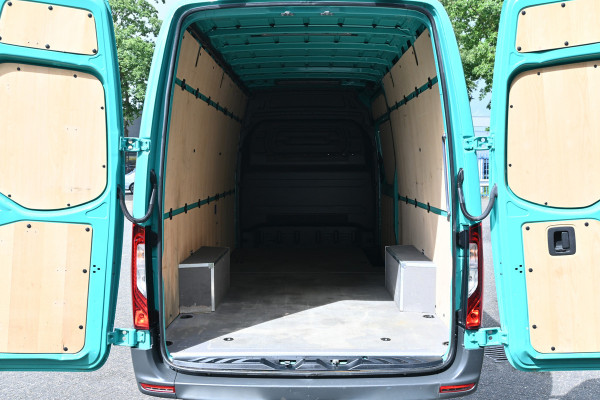Mercedes-Benz Sprinter 319 CDI 4x4 L3H2 AWD LED, 10.25 MBUX met camera, 2800 kg Trekhaak, Etc.