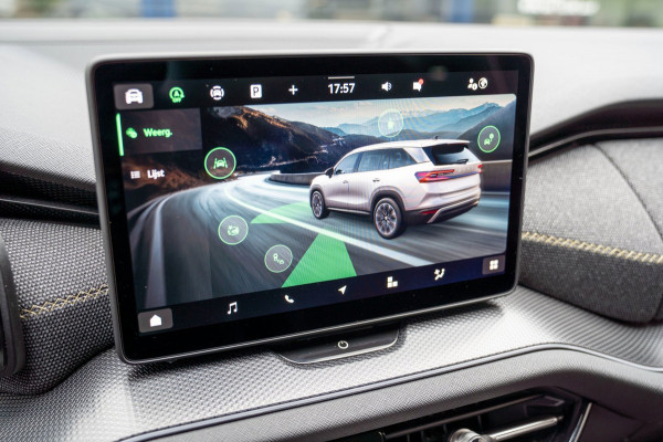 Škoda Kodiaq 1.5 TSI DSG First Edition|Prijs rijklaar incl 12 mnd garantie|Memory stoelen+Verwarming Camera Blindspot