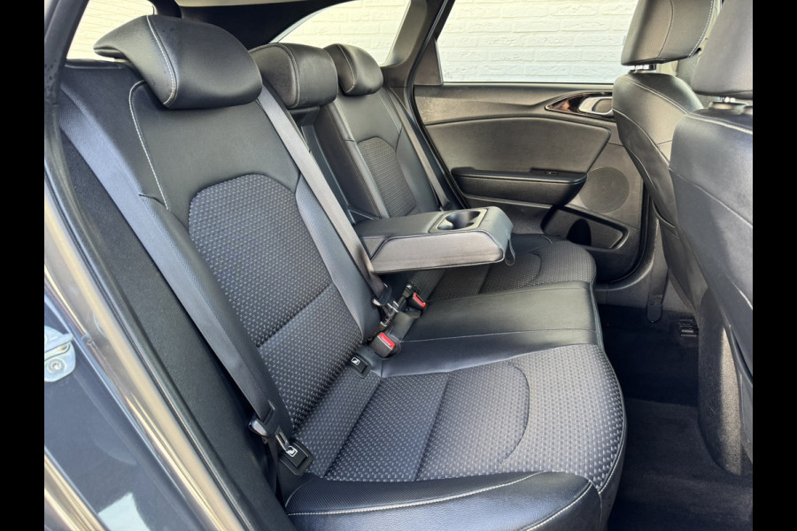 Kia Ceed Sportswagon 1.0 T-GDi DynamicPlusLine Navi Camera Carplay cruisecontrol All-Seasonbanden
