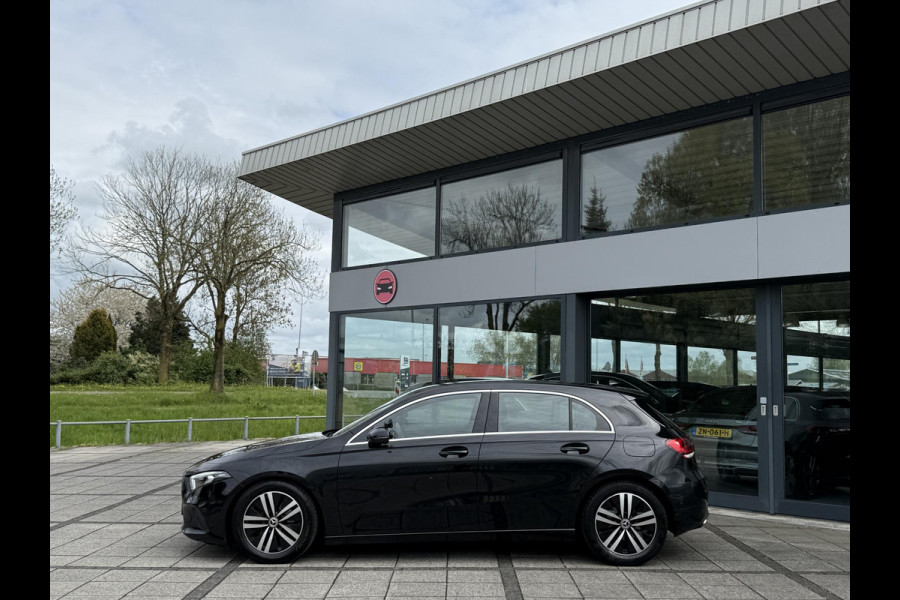 Mercedes-Benz A-Klasse 180d Advantage Edition | Sfeer Verlichting | Camera | Navi | Les-Auto