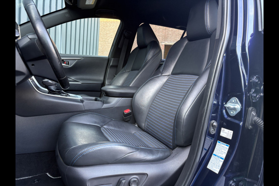 Toyota RAV4 2.5 Hybrid AWD Bi-Tone | Trekhaak afnb. | Elk. A-klep | Stuur & Stoel verw. | Prijs Rijklaar!!