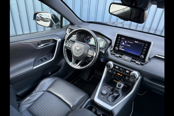 Toyota RAV4 2.5 Hybrid AWD Bi-Tone | Trekhaak afnb. | Elk. A-klep | Stuur & Stoel verw. | Prijs Rijklaar!!