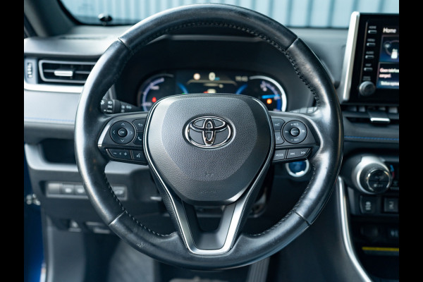 Toyota RAV4 2.5 Hybrid AWD Bi-Tone | Trekhaak afnb. | Elk. A-klep | Stuur & Stoel verw. | Prijs Rijklaar!!