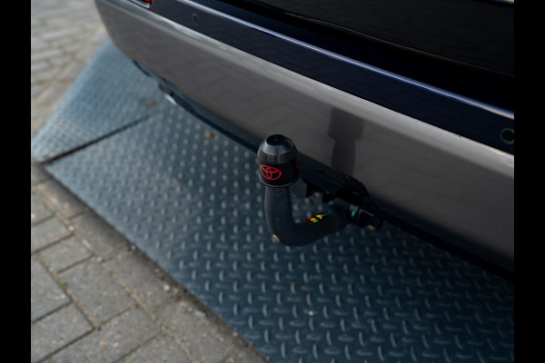 Toyota RAV4 2.5 Hybrid AWD Bi-Tone | Trekhaak afnb. | Elk. A-klep | Stuur & Stoel verw. | Prijs Rijklaar!!