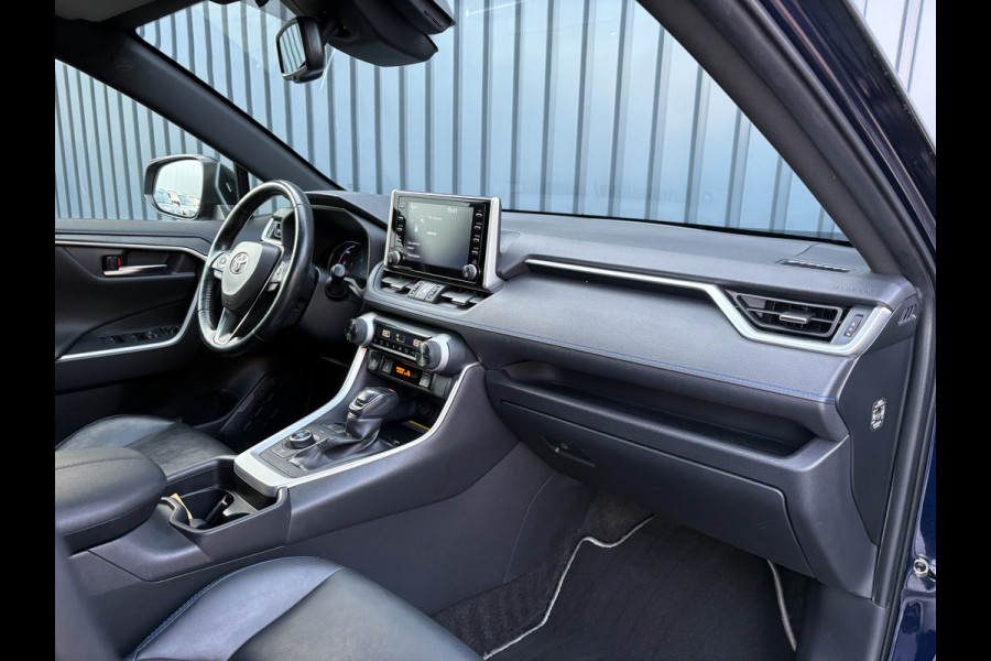 Toyota RAV4 2.5 Hybrid AWD Bi-Tone | Trekhaak afnb. | Elk. A-klep | Stuur & Stoel verw. | Prijs Rijklaar!!