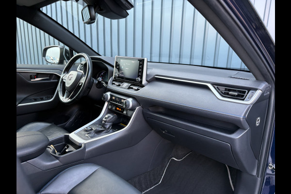 Toyota RAV4 2.5 Hybrid AWD Bi-Tone | Trekhaak afnb. | Elk. A-klep | Stuur & Stoel verw. | Prijs Rijklaar!!