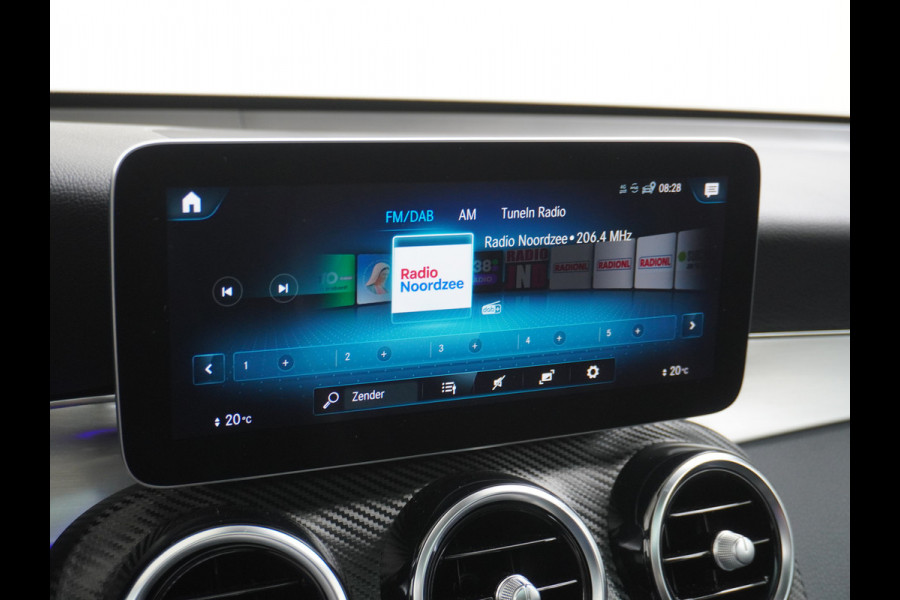 Mercedes-Benz GLC 300e AMG 4Matic // SoH 97,7% // Burmester // Panoramadak // Dig. Dashboard // MultiBeam LED // 360 Camera // Keyless // Carbon /