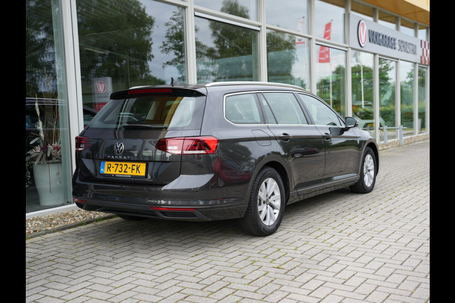 Volkswagen Passat Variant 1.5 TSI Business Cruise control adaptief | dodehoekdetectie | Verwarmde voorruit |
