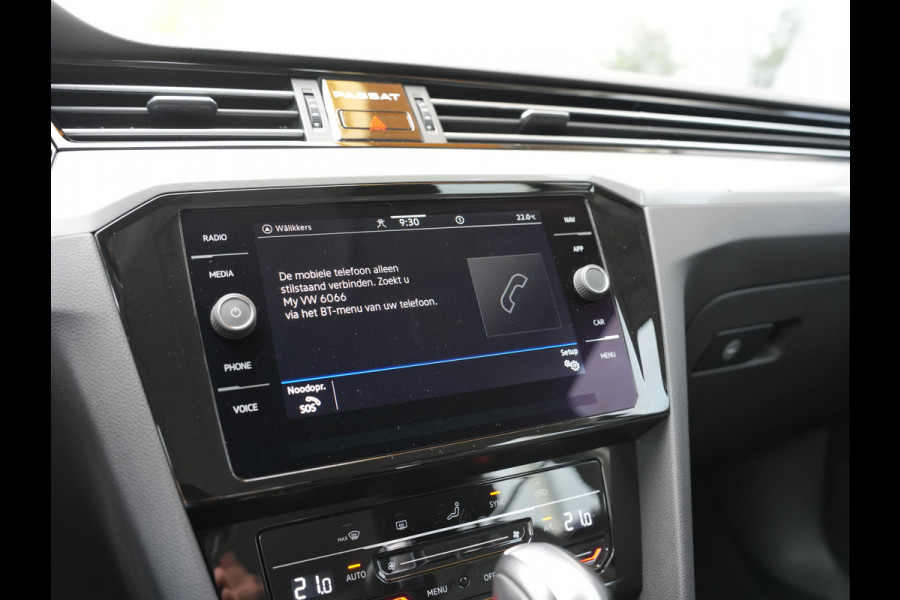 Volkswagen Passat Variant 1.5 TSI Business Cruise control adaptief | dodehoekdetectie | Verwarmde voorruit |