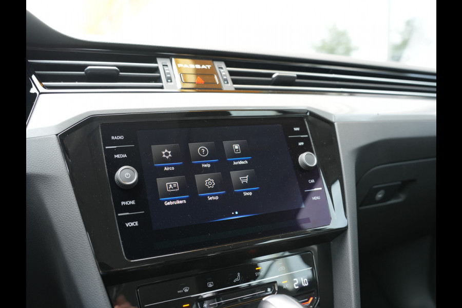 Volkswagen Passat Variant 1.5 TSI Business Cruise control adaptief | dodehoekdetectie | Verwarmde voorruit |
