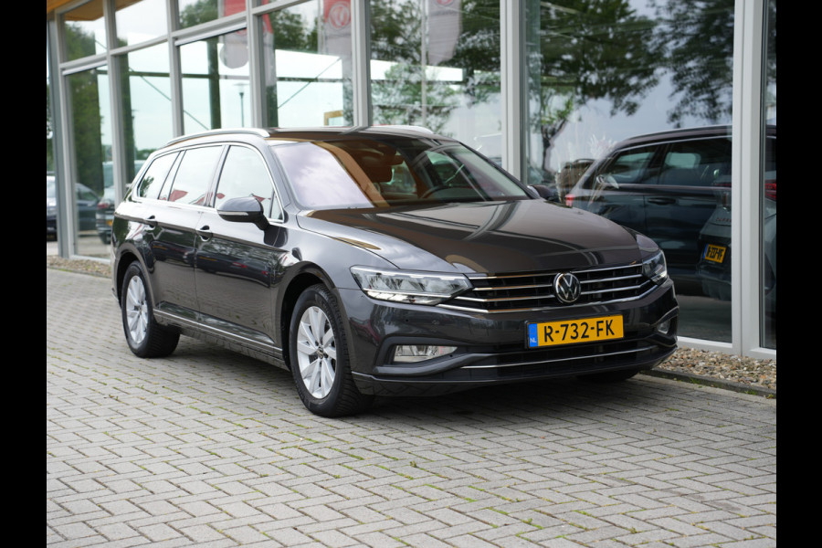 Volkswagen Passat Variant 1.5 TSI Business Cruise control adaptief | dodehoekdetectie | Verwarmde voorruit |