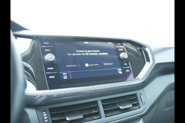 Volkswagen T-Cross 1.0 TSI Style Achteruitrijcamera | Cruise control adaptief | Stoelverwarming