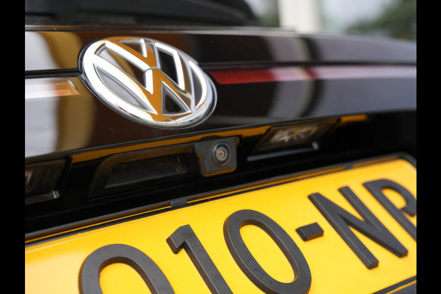Volkswagen T-Cross 1.0 TSI Style Achteruitrijcamera | Cruise control adaptief | Stoelverwarming
