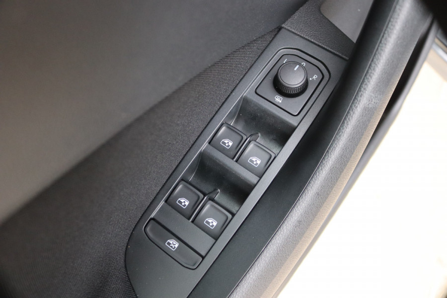 Škoda Kamiq 1.0 TSI 116PK Business Edition Facelift/Carplay-android/Camera/Keyfree/Parkeerhulp