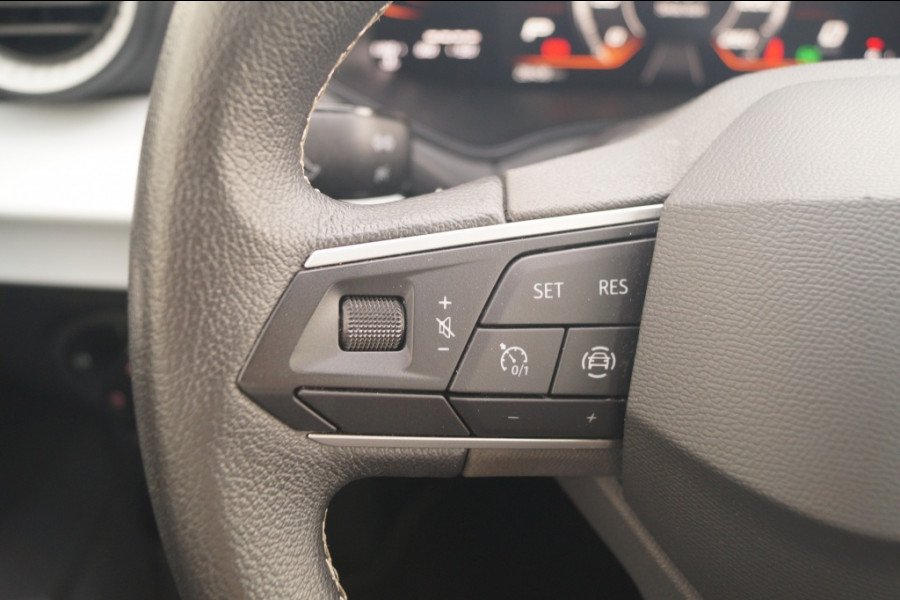Seat Arona 1.0 TSI 110pk DSG Style -ECC-NAVI-PDC-CRUISE-