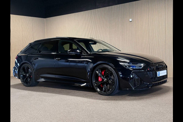Audi RS6 4.0 TFSI Quattro 600 PK-DYNAMIC PLUS-KERAMISCH-AKRAPOVIC-PANORAMA-HEAD UP-ZEER COMPLEET-NPR. € 242.000,-