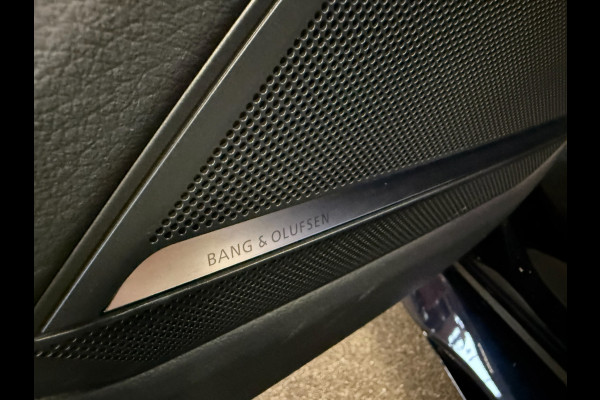 Audi RS6 4.0 TFSI Quattro 600 PK-DYNAMIC PLUS-KERAMISCH-AKRAPOVIC-PANORAMA-HEAD UP-ZEER COMPLEET-NPR. € 242.000,-