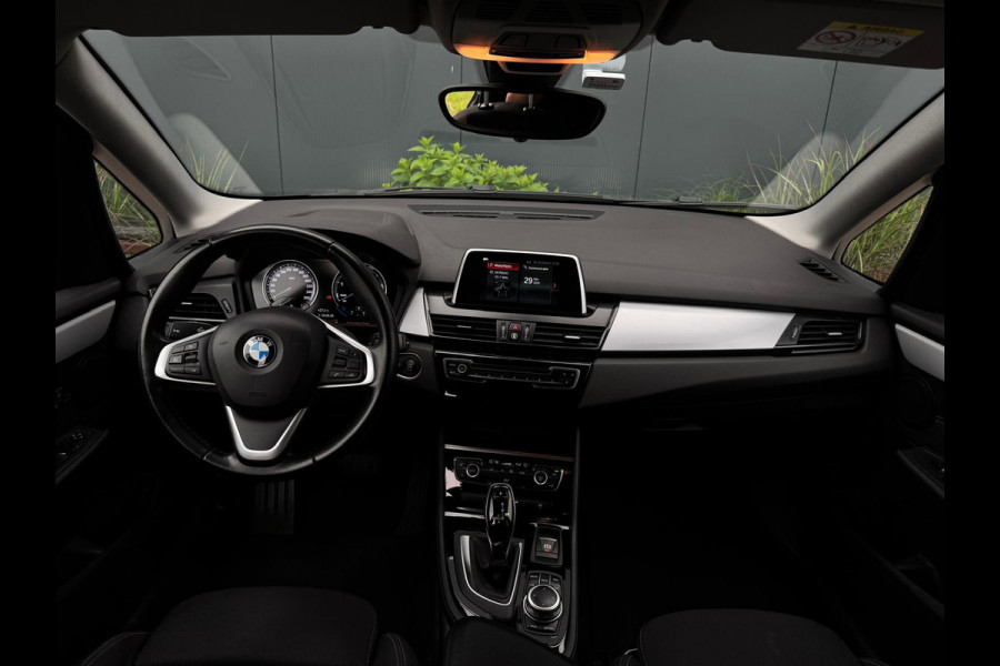 BMW 2 Serie Active Tourer 218i Corporate Lease Executive NAVI | PDC | LED | SPORTVELGEN | ELEK PAKKET